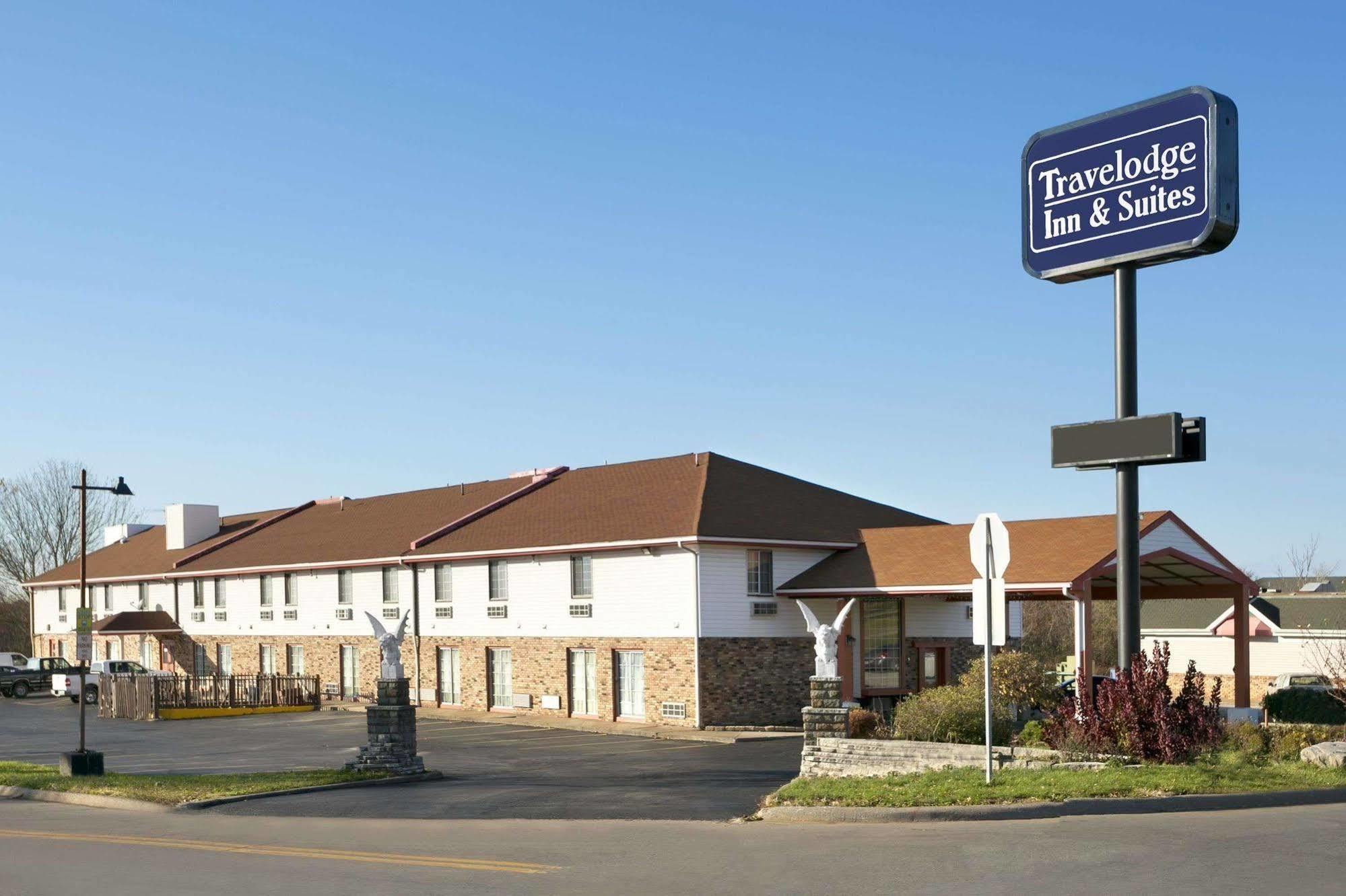 Travelodge Inn & Suites By Wyndham Muscatine Exteriér fotografie